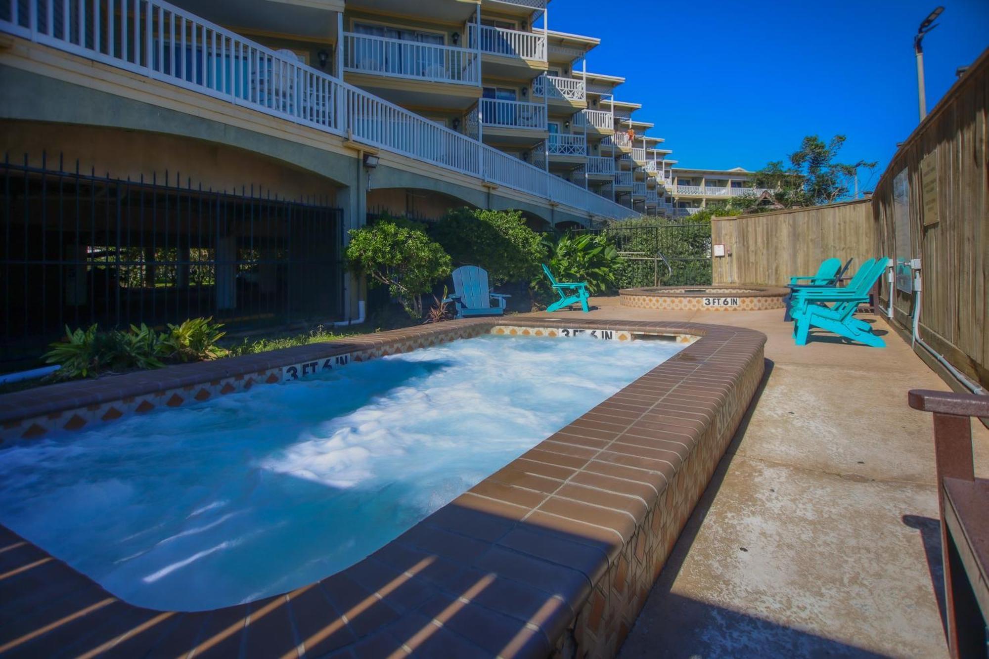 Sea-Renity Heated Pools Steps To The Beach Galveston Esterno foto